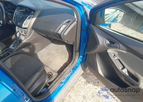 2012 Ford Focus Se z USA, uszkodzony, nr VIN 1FAHP3F23CL101986